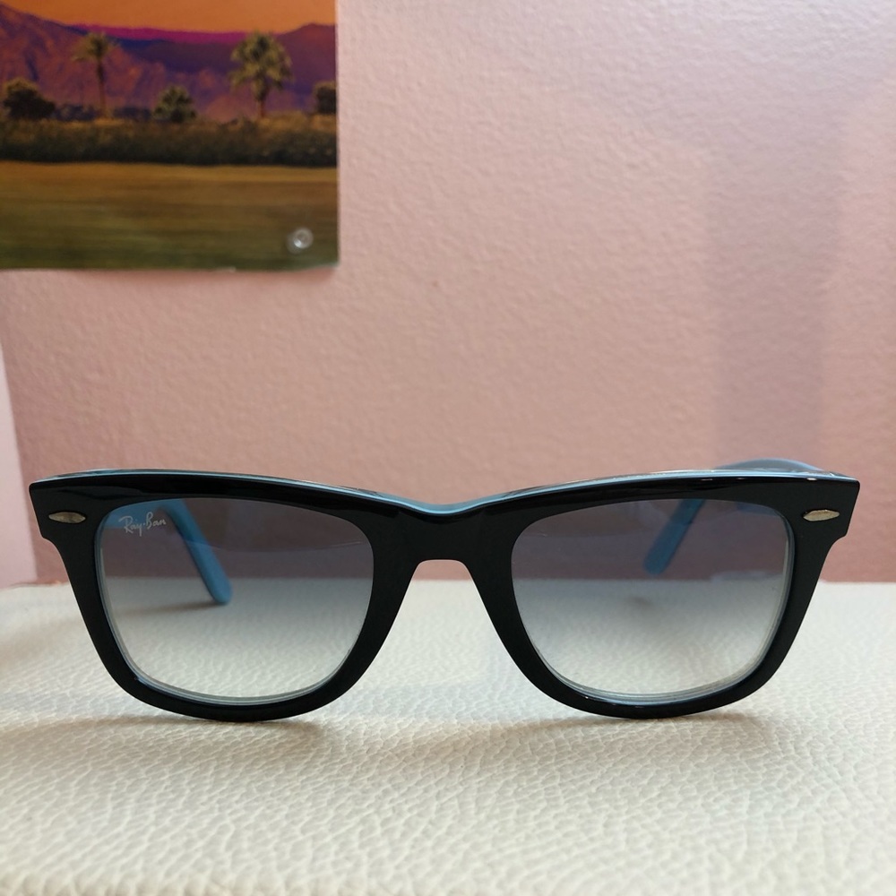 Ray-Ban Wayfarer 2140 Sunglasses